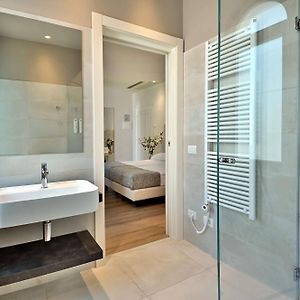 Double or Twin Room Shower